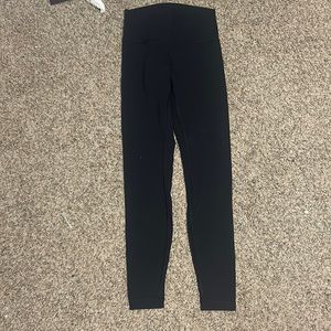 black lululemon leggings